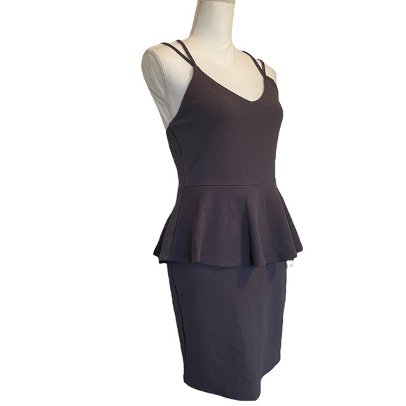 Charlotte Russe Dark Gray Chic Peplum Mini Above-Knee Dress Women’s Medium - Picture 2 of 14